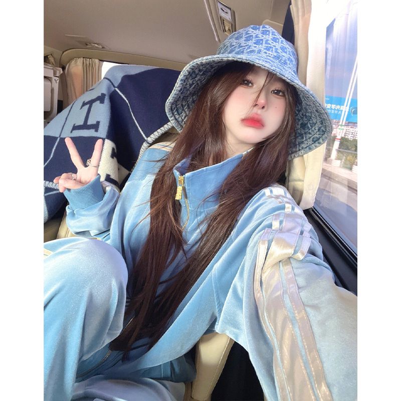 Advanced Light Blue Gold Velve - Winter Clothing Pk 评论和价格