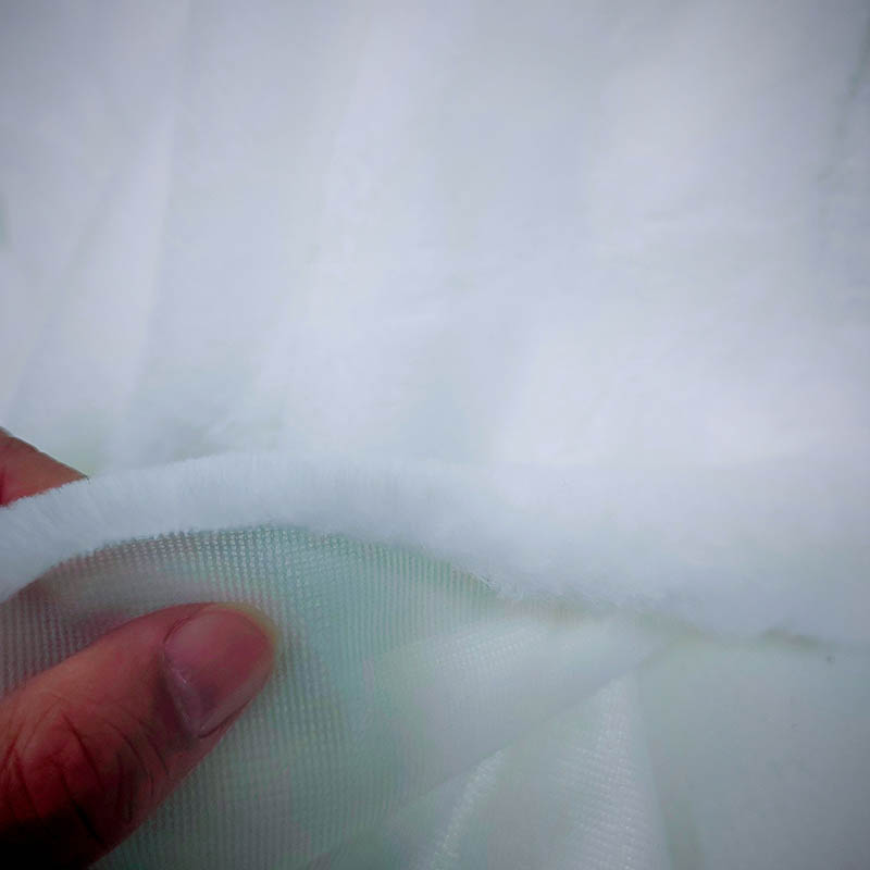 Good,White Rabbit Faux Fur Fab - Winter Clothing Material 评论和价格