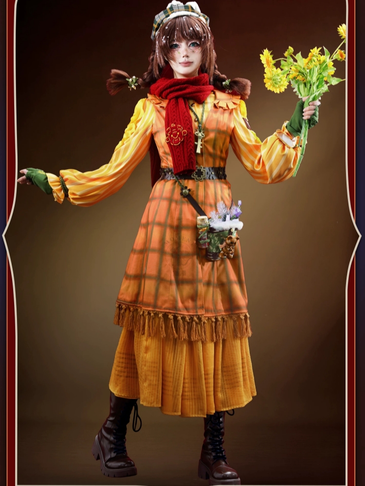 Gardener Cosplay Costume Game  - Winter Clothing Material 评论和价格