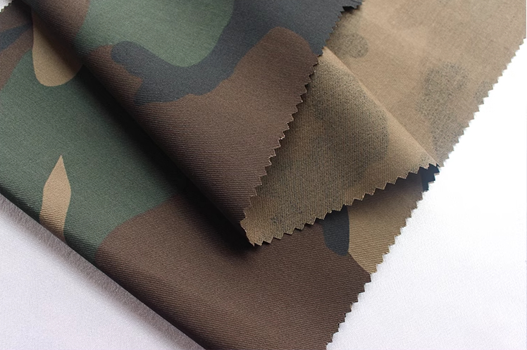 Green Camouflage 65% Polyester - Winter Clothing Material 评论和价格